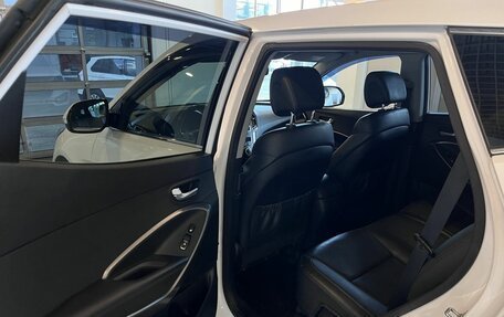 Hyundai Santa Fe III рестайлинг, 2017 год, 2 467 000 рублей, 23 фотография