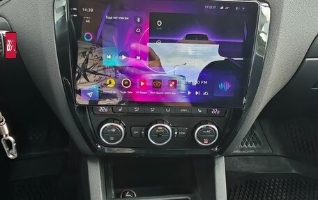 Volkswagen Jetta VI, 2014 год, 950 000 рублей, 12 фотография