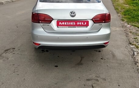 Volkswagen Jetta VI, 2014 год, 950 000 рублей, 4 фотография