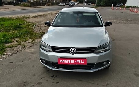 Volkswagen Jetta VI, 2014 год, 950 000 рублей, 1 фотография