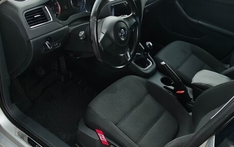 Volkswagen Jetta VI, 2014 год, 950 000 рублей, 10 фотография