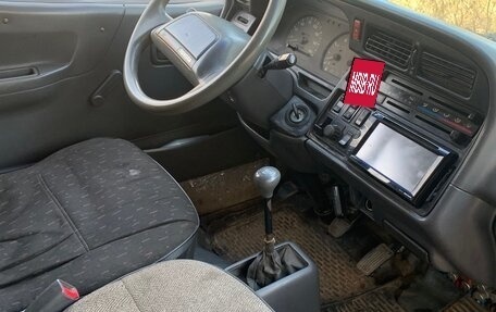 Toyota HiAce H100, 1991 год, 190 000 рублей, 4 фотография
