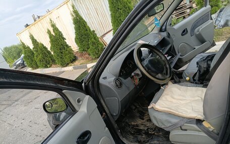 Renault Logan I, 2006 год, 130 000 рублей, 7 фотография