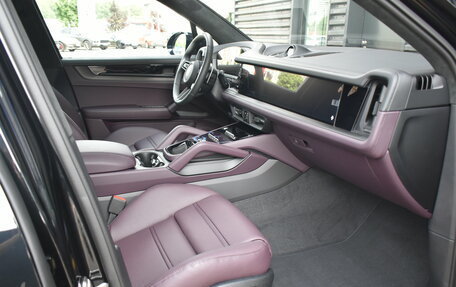 Porsche Cayenne III, 2026 год, 25 490 000 рублей, 16 фотография