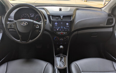 Hyundai Solaris II рестайлинг, 2011 год, 648 900 рублей, 8 фотография