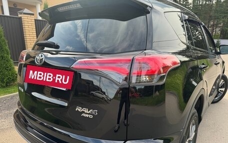 Toyota RAV4, 2017 год, 2 350 000 рублей, 9 фотография
