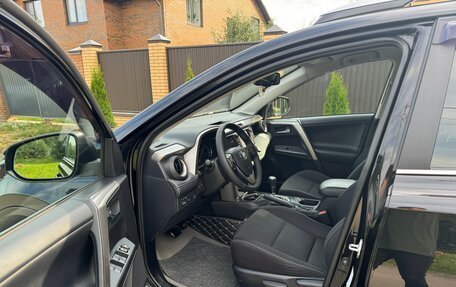 Toyota RAV4, 2017 год, 2 350 000 рублей, 14 фотография