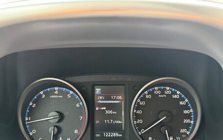 Toyota RAV4, 2017 год, 2 350 000 рублей, 25 фотография