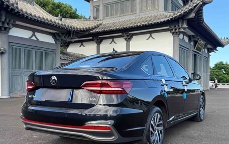 Volkswagen Lavida, 2023 год, 1 110 111 рублей, 3 фотография