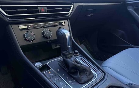 Volkswagen Lavida, 2023 год, 1 110 111 рублей, 16 фотография