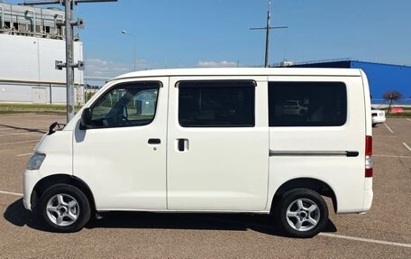 Toyota Town Ace IV, 2017 год, 1 275 000 рублей, 5 фотография