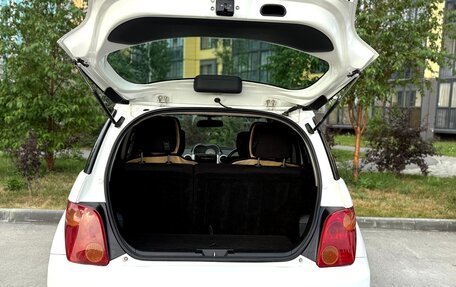Toyota Ist II, 2002 год, 390 000 рублей, 4 фотография