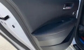Toyota Corolla, 2021 год, 1 940 000 рублей, 10 фотография