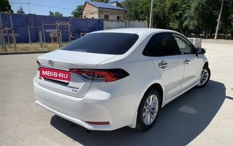Toyota Corolla, 2021 год, 1 940 000 рублей, 3 фотография