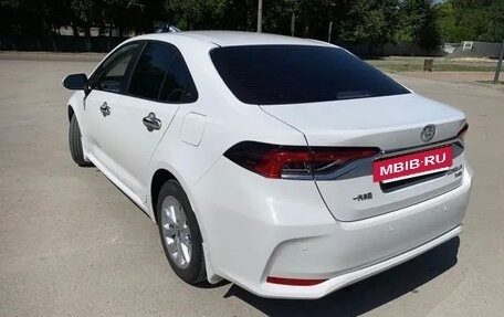 Toyota Corolla, 2021 год, 1 940 000 рублей, 4 фотография