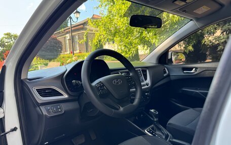 Hyundai Solaris II рестайлинг, 2020 год, 1 550 000 рублей, 8 фотография
