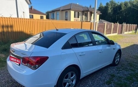 Chevrolet Cruze II, 2010 год, 410 000 рублей, 5 фотография