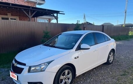Chevrolet Cruze II, 2010 год, 410 000 рублей, 2 фотография
