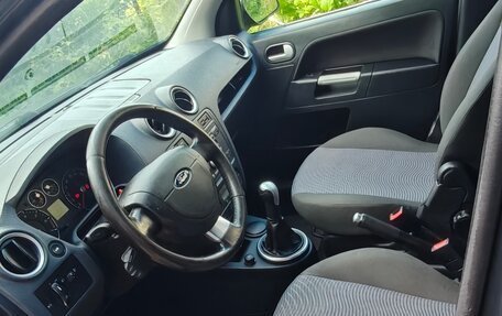Ford Fusion I, 2006 год, 310 000 рублей, 7 фотография