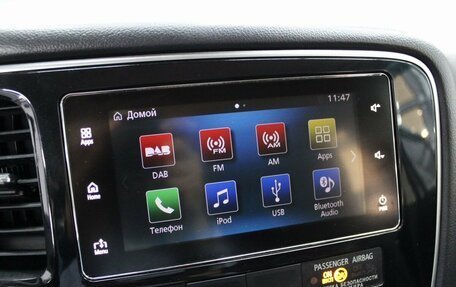 Mitsubishi Outlander III рестайлинг 3, 2017 год, 2 230 000 рублей, 15 фотография