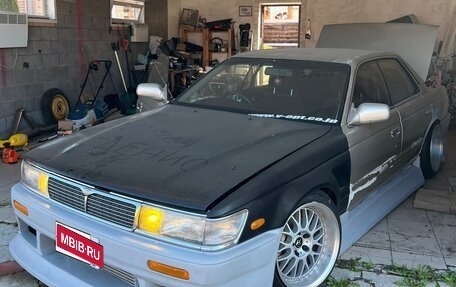 Nissan Laurel VIII, 1991 год, 1 350 000 рублей, 1 фотография