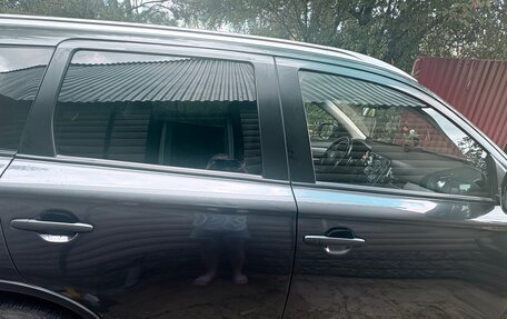 Mitsubishi Outlander III рестайлинг 3, 2014 год, 1 300 000 рублей, 2 фотография