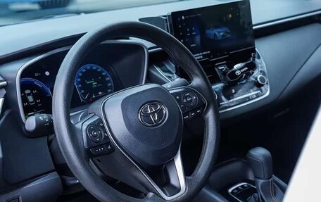 Toyota Corolla, 2023 год, 1 800 100 рублей, 10 фотография