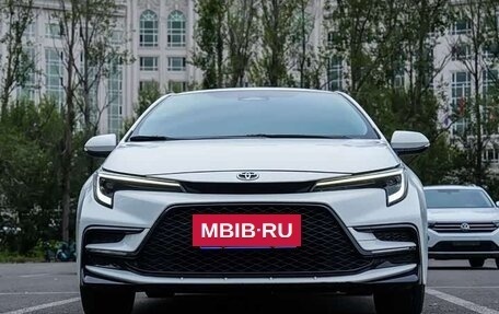 Toyota Corolla, 2023 год, 1 800 100 рублей, 2 фотография