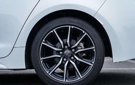 Toyota Corolla, 2023 год, 1 800 100 рублей, 19 фотография