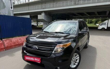 Ford Explorer VI, 2013 год, 1 489 000 рублей, 2 фотография