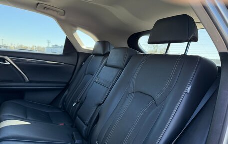Lexus RX IV рестайлинг, 2019 год, 4 600 000 рублей, 14 фотография
