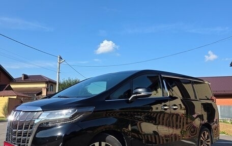 Toyota Alphard III, 2018 год, 3 950 000 рублей, 2 фотография