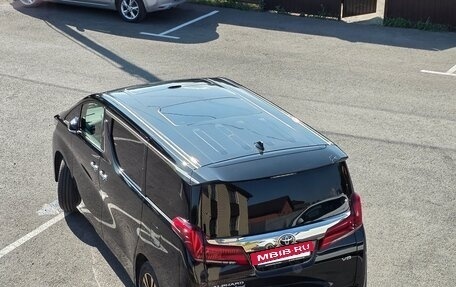 Toyota Alphard III, 2018 год, 3 950 000 рублей, 21 фотография