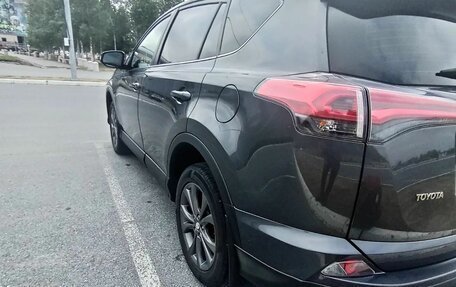 Toyota RAV4, 2016 год, 2 320 000 рублей, 4 фотография