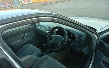 Toyota Camry, 1998 год, 500 000 рублей, 3 фотография