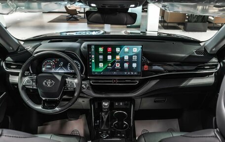 Toyota Highlander, 2026 год, 5 690 000 рублей, 8 фотография