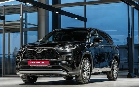 Toyota Highlander, 2026 год, 5 690 000 рублей, 3 фотография