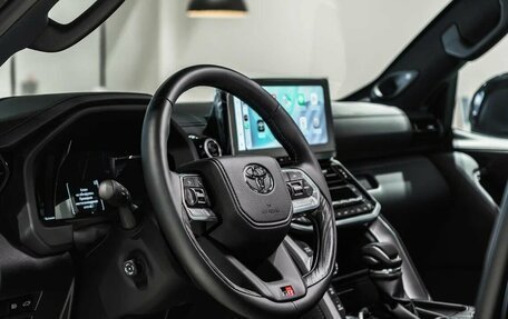 Toyota Land Cruiser, 2026 год, 16 490 000 рублей, 10 фотография