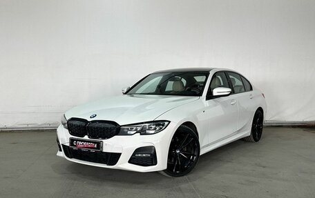 BMW 3 серия, 2019 год, 3 100 000 рублей, 1 фотография