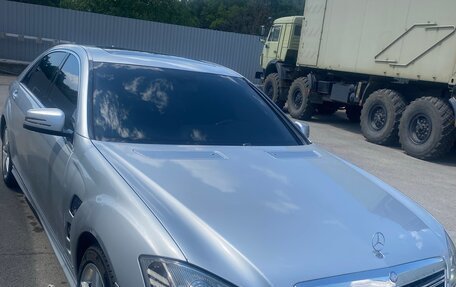 Mercedes-Benz S-Класс, 2008 год, 1 299 999 рублей, 2 фотография