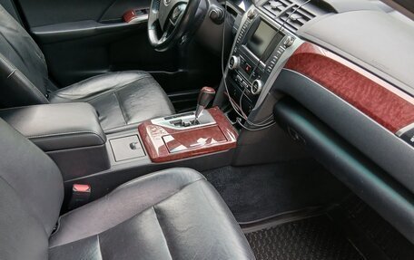 Toyota Camry, 2013 год, 1 650 000 рублей, 10 фотография