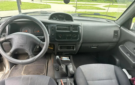 Mitsubishi L200 III рестайлинг, 2004 год, 850 000 рублей, 6 фотография