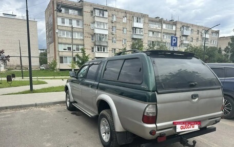Mitsubishi L200 III рестайлинг, 2004 год, 850 000 рублей, 4 фотография