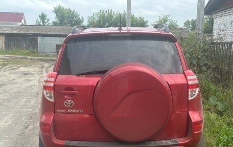Toyota RAV4, 2011 год, 1 200 000 рублей, 2 фотография