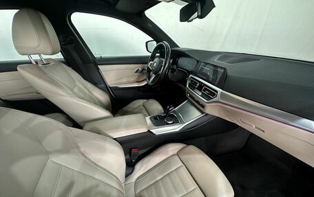 BMW 3 серия, 2019 год, 3 100 000 рублей, 10 фотография