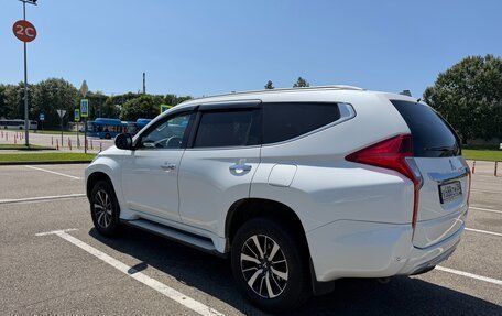 Mitsubishi Pajero Sport III рестайлинг, 2017 год, 3 150 000 рублей, 3 фотография