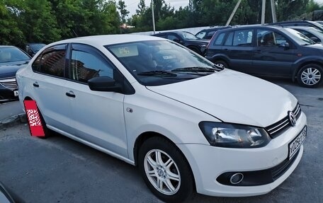 Volkswagen Polo VI (EU Market), 2014 год, 620 000 рублей, 2 фотография
