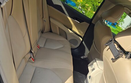 Toyota Camry, 2019 год, 2 900 000 рублей, 6 фотография