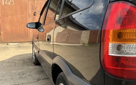 Opel Zafira A рестайлинг, 2002 год, 500 000 рублей, 15 фотография