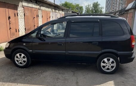 Opel Zafira A рестайлинг, 2002 год, 500 000 рублей, 10 фотография